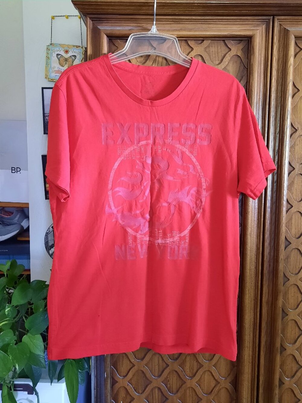 EXPRESS Red Dragon Vintage Tee - Red, Size L
